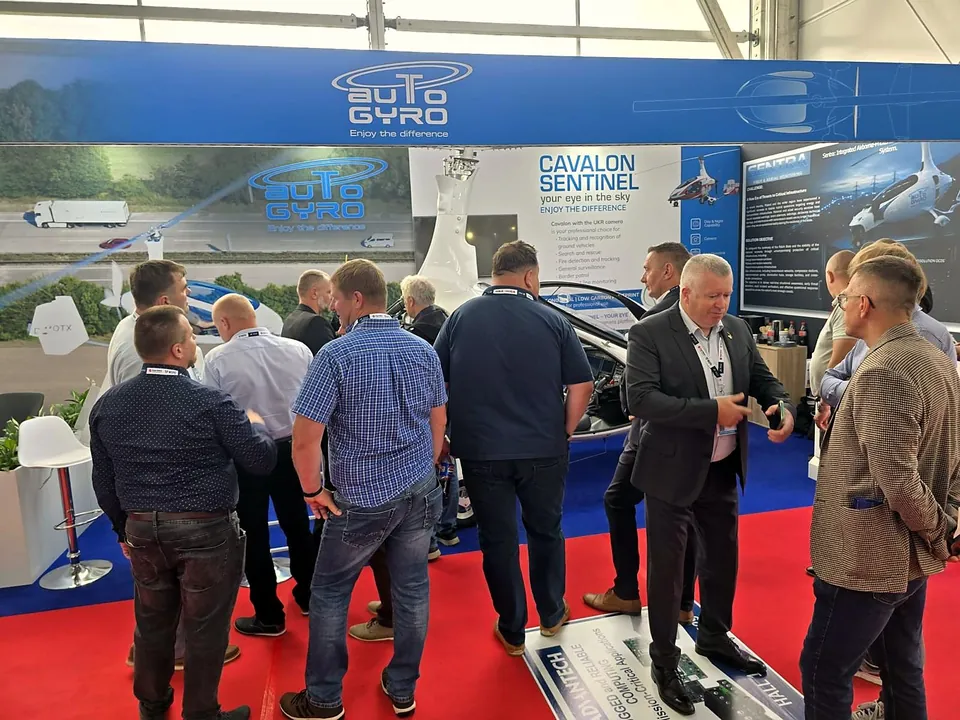 Talking to visitors next to the Cavalon Sentinel gyroplane